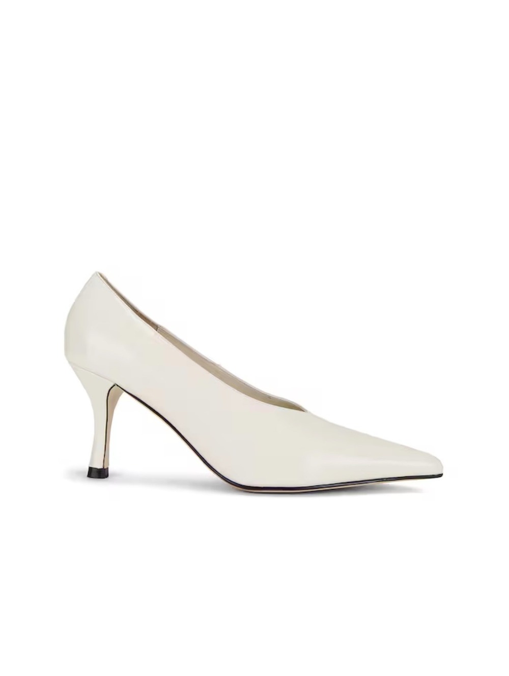 Raye Noa Pump in iovry